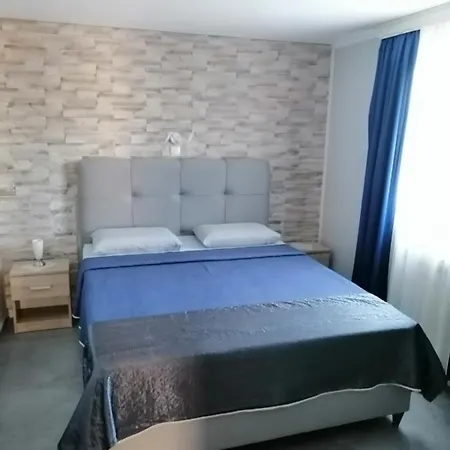 Katja Apartment *