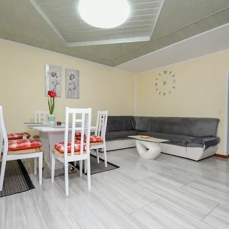 Apartment Katja *