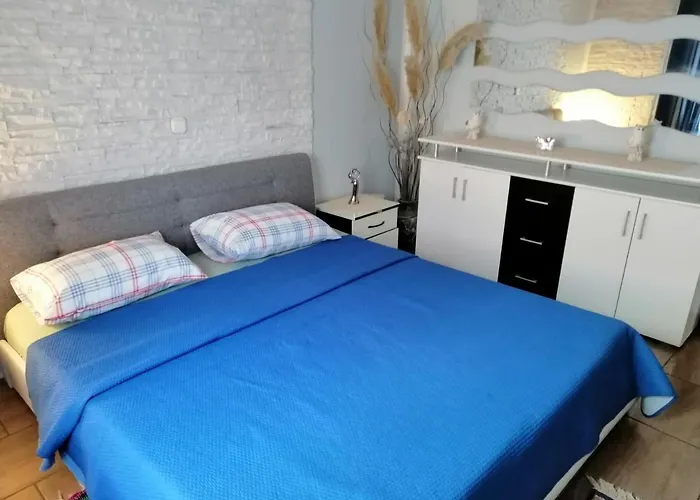 Katja *